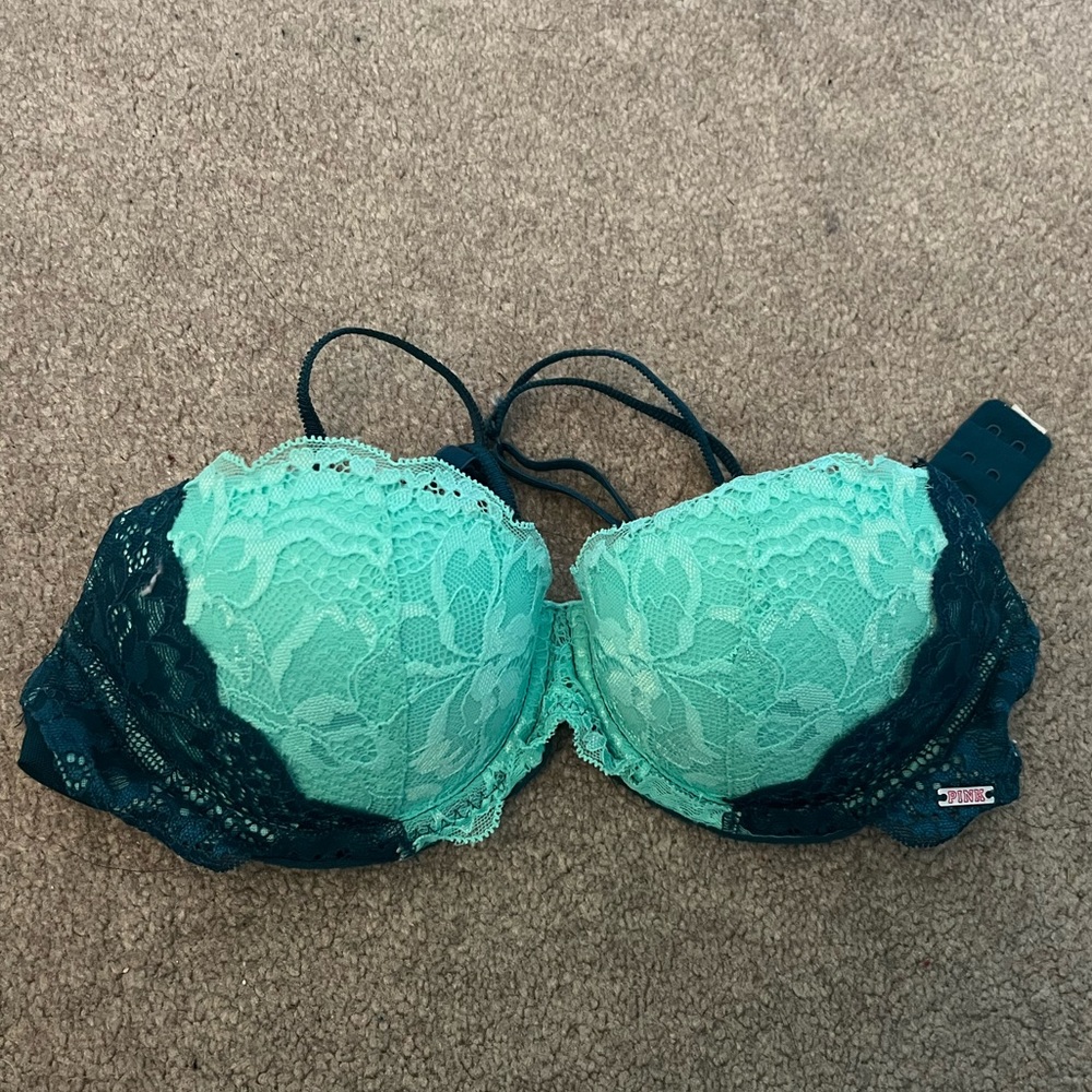 Victoria’s Secret PINK date lace push-up bra